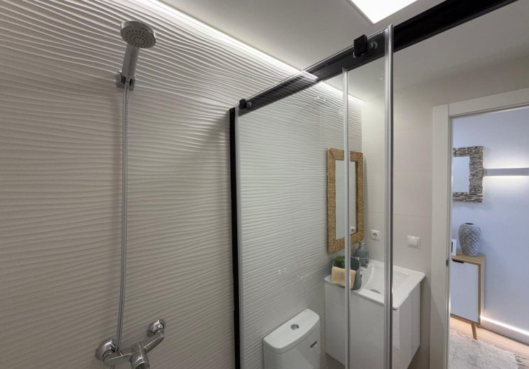 Resale - Apartment - Torrevieja - Punta Prima
