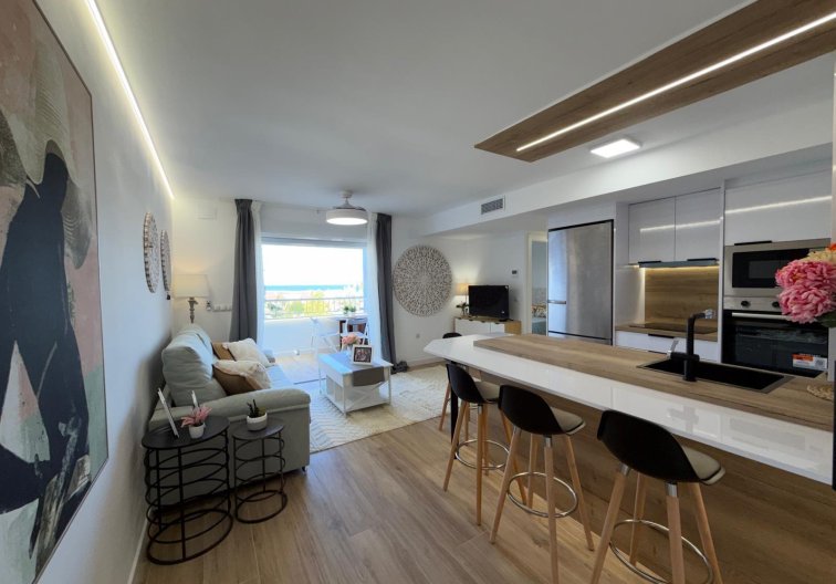 Resale - Apartment - Torrevieja - Punta Prima