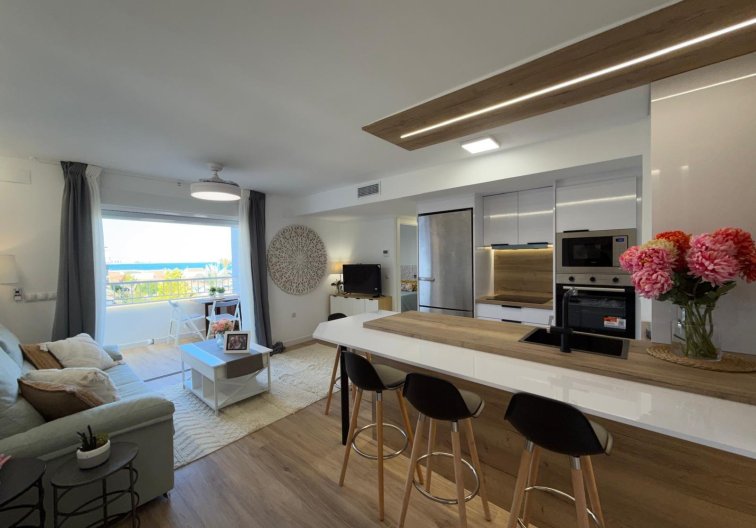 Resale - Apartment - Torrevieja - Punta Prima