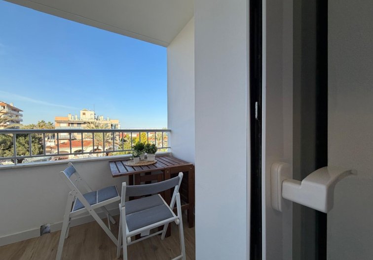 Resale - Apartment - Torrevieja - Punta Prima