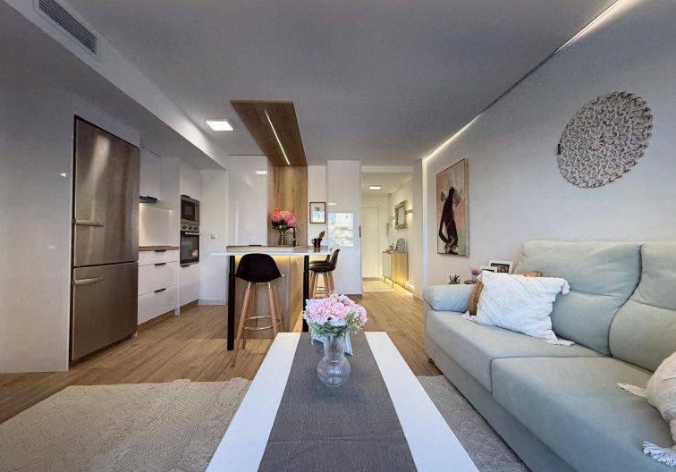 Resale - Apartment - Torrevieja - Punta Prima