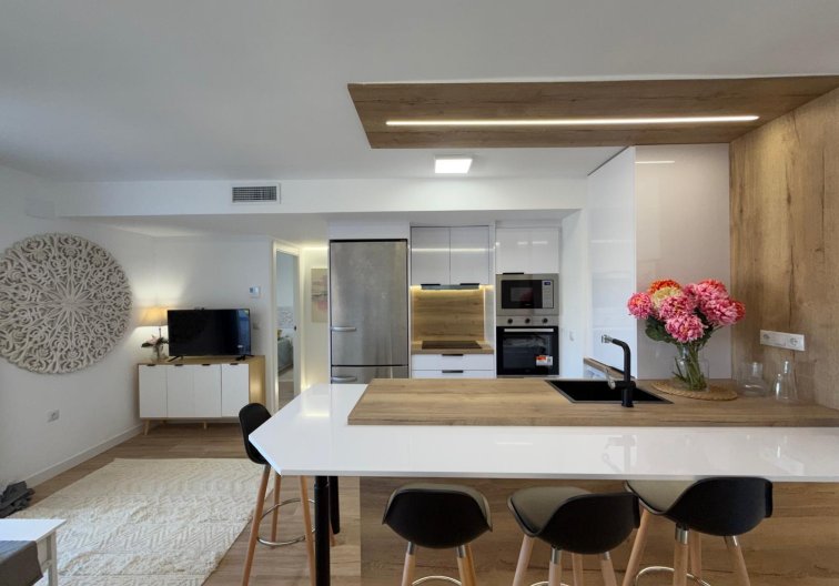 Resale - Apartment - Torrevieja - Punta Prima