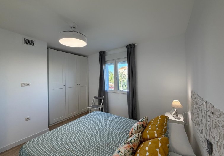 Resale - Apartment - Torrevieja - Punta Prima