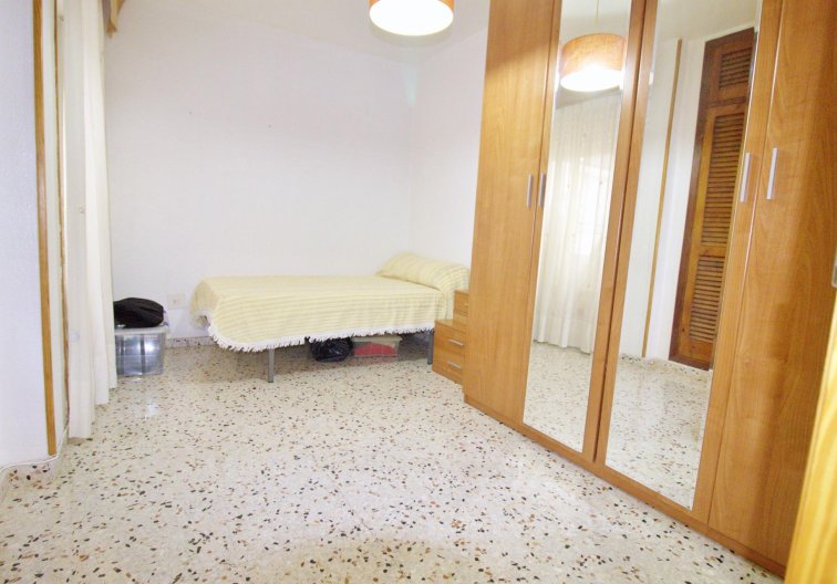 Segunda mano - Apartamento  - Alicante - Benalua