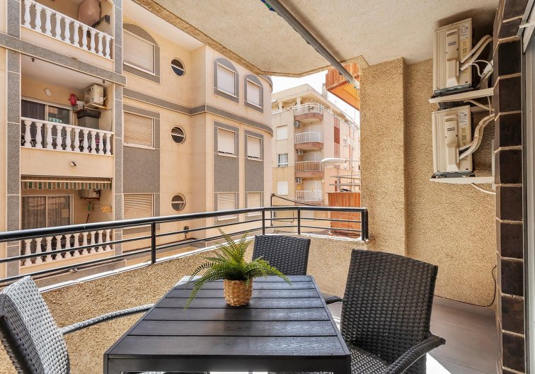 Wiederverkauf - Wohnung - Torrevieja - Playa de los Locos