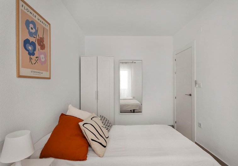 Wiederverkauf - Wohnung - Torrevieja - Playa de los Locos