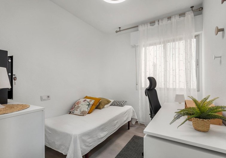 Wiederverkauf - Wohnung - Torrevieja - Playa de los Locos