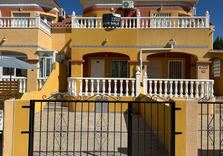 Wiederverkauf - town house - Orihuela Costa - Costa Blanca