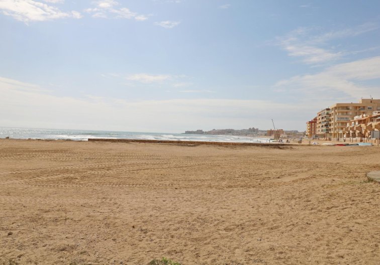 Segunda mano - Apartamento  - Torrevieja - La Mata Pueblo
