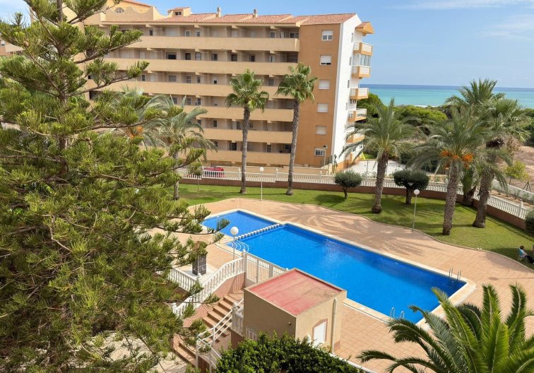 Resale - Apartment - Guardamar del Segura - Urbanizaciones
