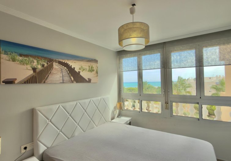 Resale - Apartment - Guardamar del Segura - Urbanizaciones