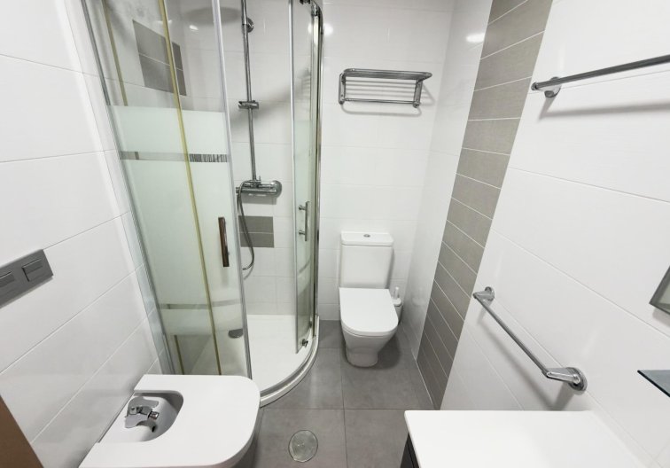 Resale - Apartment - Guardamar del Segura - Urbanizaciones