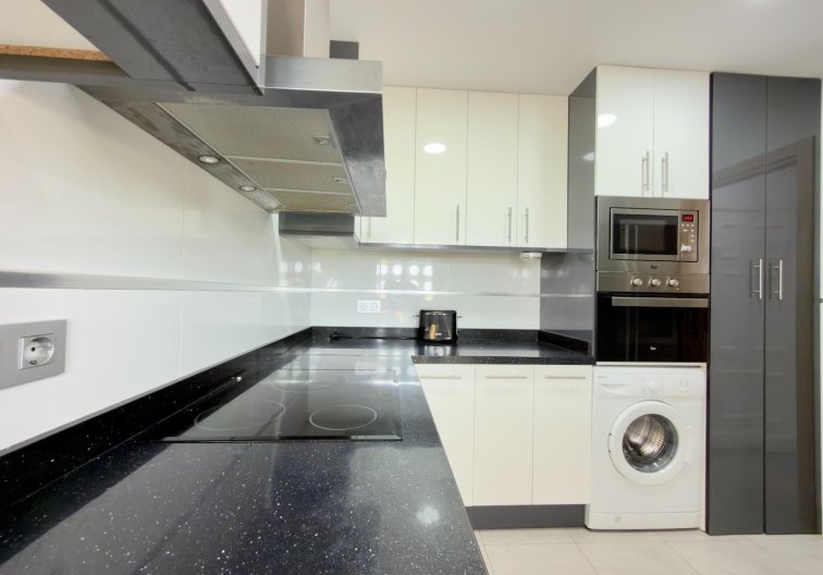 Resale - Apartment - Guardamar del Segura - Urbanizaciones