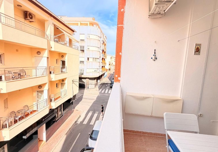 Wiederverkauf - Wohnung - Torrevieja - Centro - Muelle Pesquero