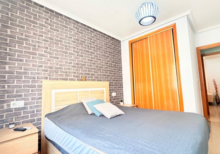 Wiederverkauf - Wohnung - Torrevieja - Centro - Muelle Pesquero
