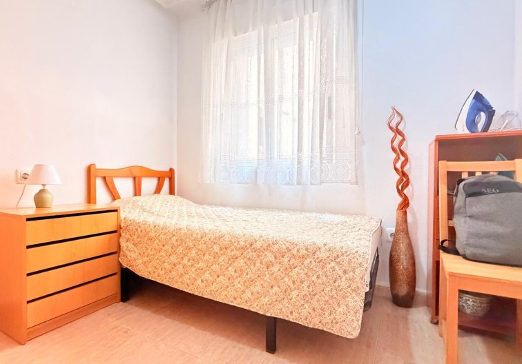 Wiederverkauf - Wohnung - Torrevieja - Centro - Muelle Pesquero