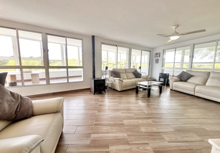 Resale - villa - Pinar de Campoverde - Inland