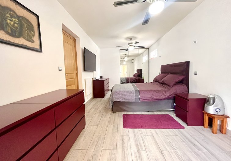 Resale - villa - Pinar de Campoverde - Inland