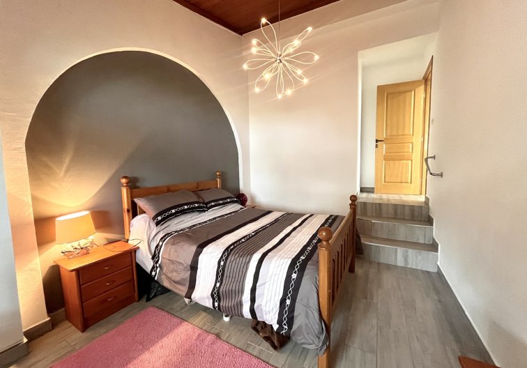 Resale - villa - Pinar de Campoverde - Inland