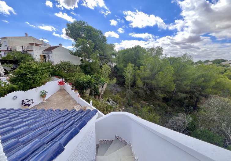 Resale - villa - Pinar de Campoverde - Inland