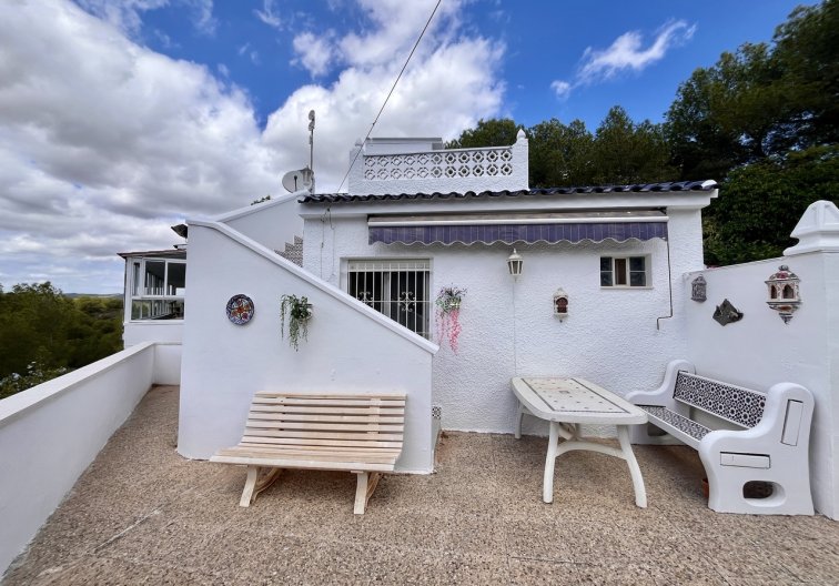 Resale - villa - Pinar de Campoverde - Inland