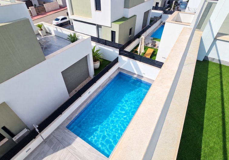 Segunda mano - villa - Villamartin - Costa Blanca