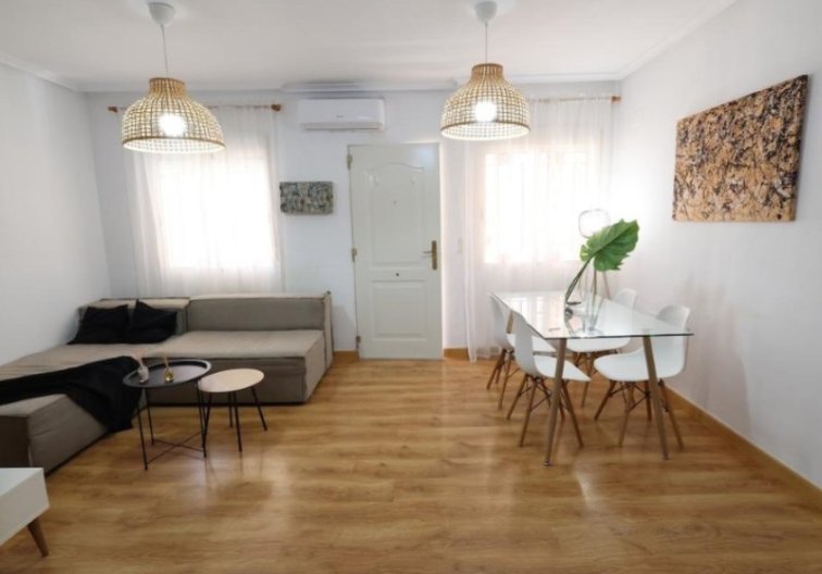 Wiederverkauf - town house - Orihuela - Inland