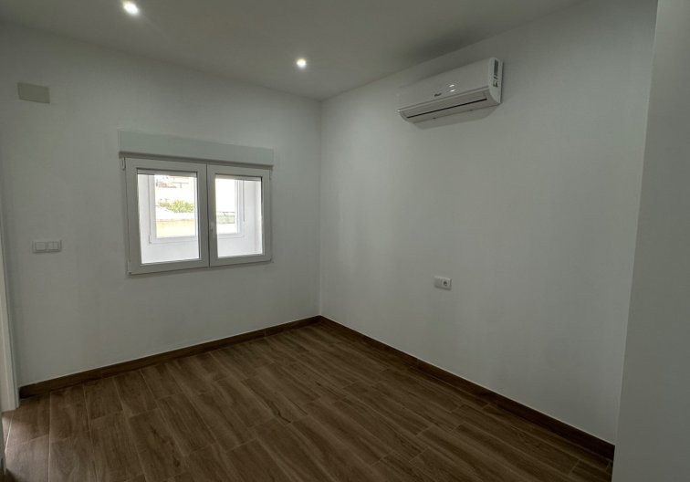 Resale - Apartment - Torrevieja - Costa Blanca