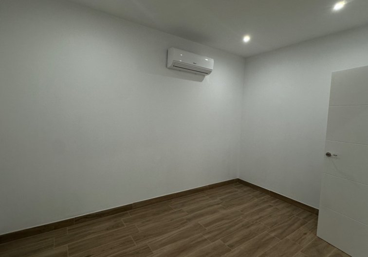 Resale - Apartment - Torrevieja - Costa Blanca