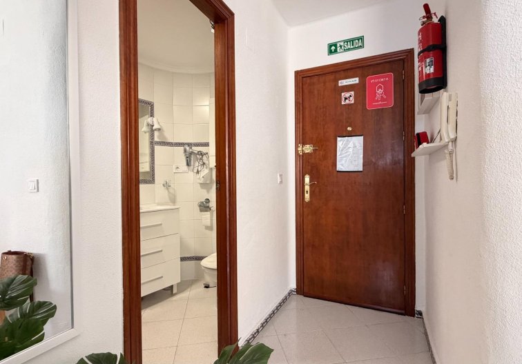 Resale - Apartment - Torrevieja - Habaneras