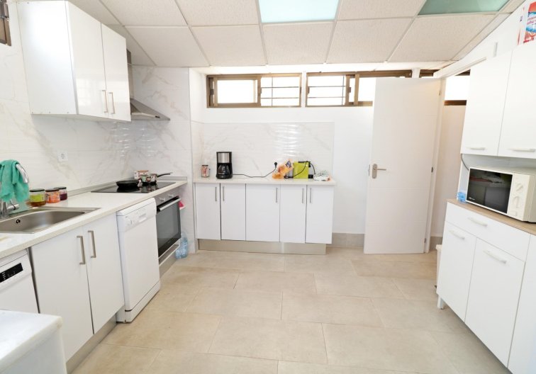 Wiederverkauf - town house - Torrevieja - Playa de los Naúfragos