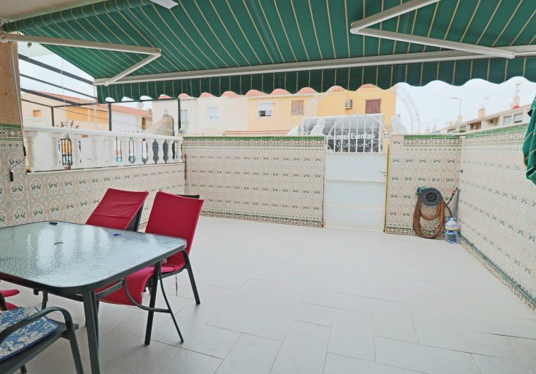 Wiederverkauf - town house - Torrevieja - Playa de los Naúfragos