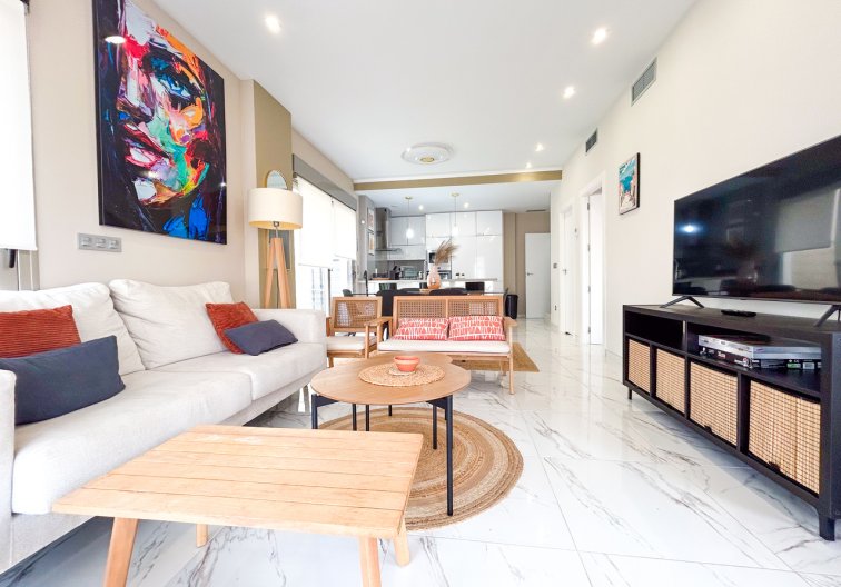 Resale - villa - Villamartin - Costa Blanca
