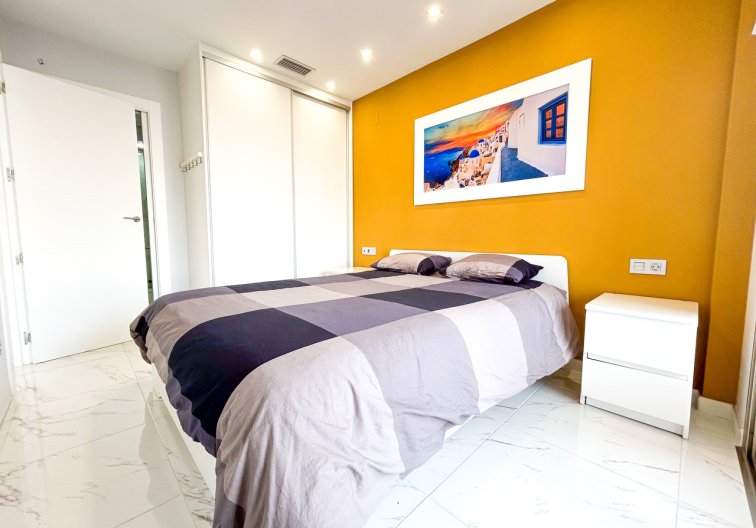 Resale - villa - Villamartin - Costa Blanca