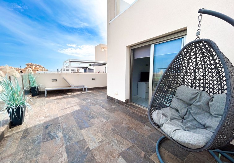 Resale - villa - Villamartin - Costa Blanca