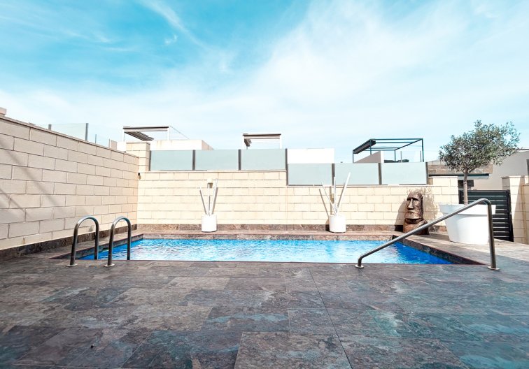 Resale - villa - Villamartin - Costa Blanca