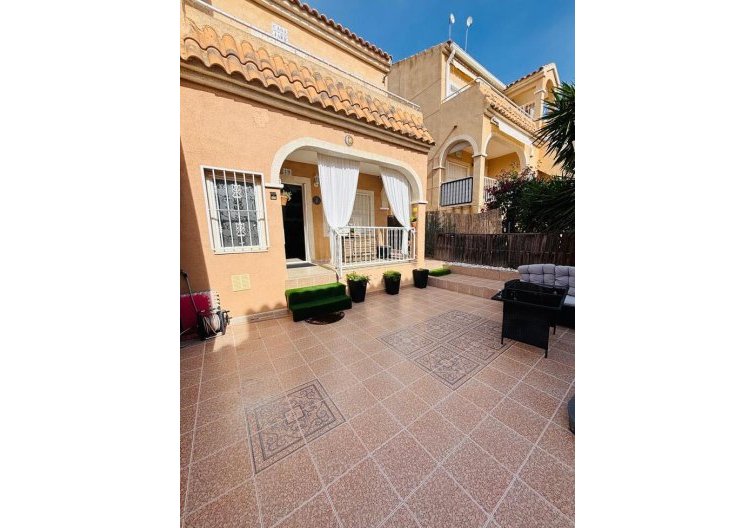 Wiederverkauf - Wohnung - Orihuela Costa - Costa Blanca