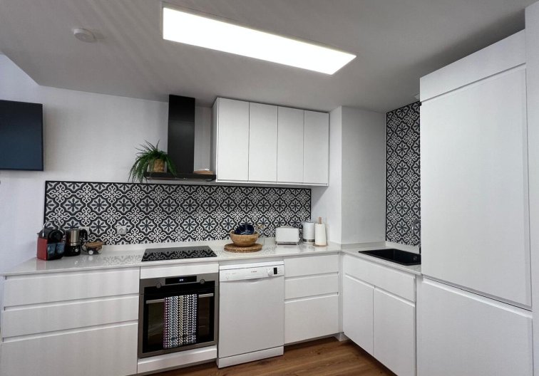 Resale - Apartment - Torrevieja - La Mata