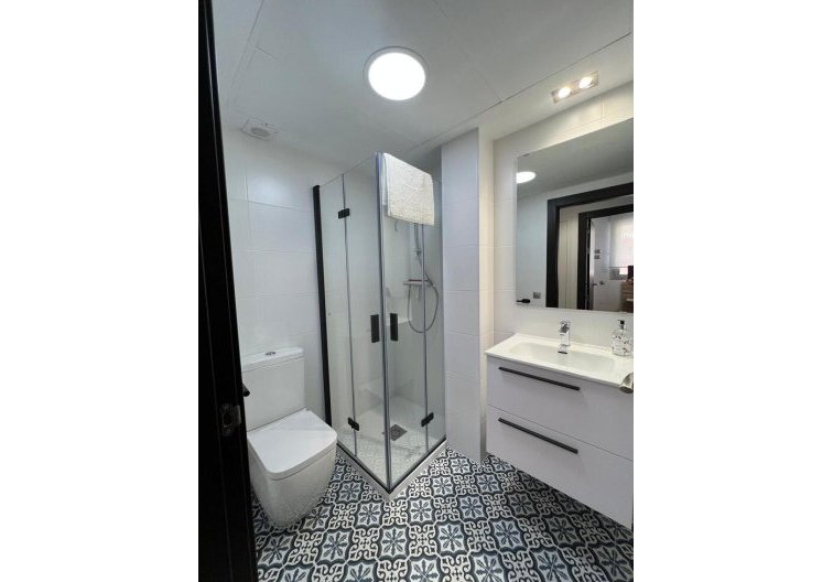 Resale - Apartment - Torrevieja - La Mata