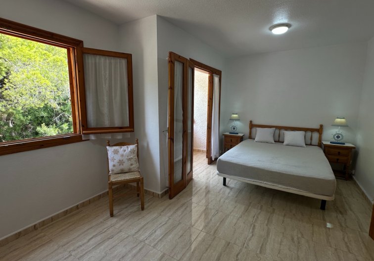 Herverkoop - town house - Playa Flamenca - Costa Blanca