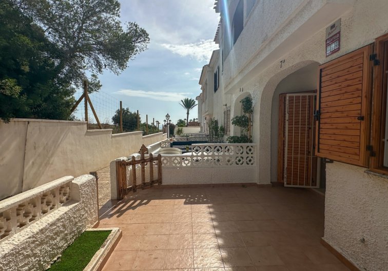 Herverkoop - town house - Playa Flamenca - Costa Blanca