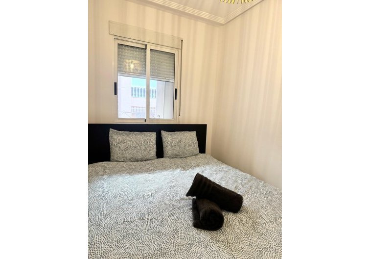 Wiederverkauf - Wohnung - Torrevieja - Centro