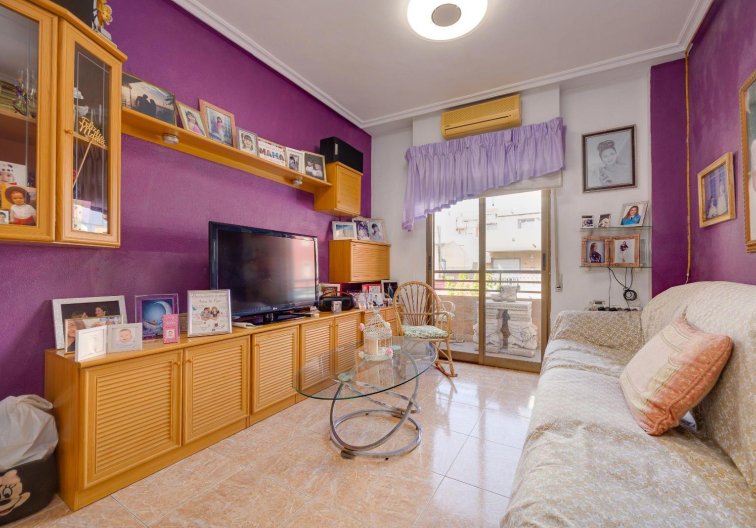 Resale - Apartment - Torrevieja - Centro