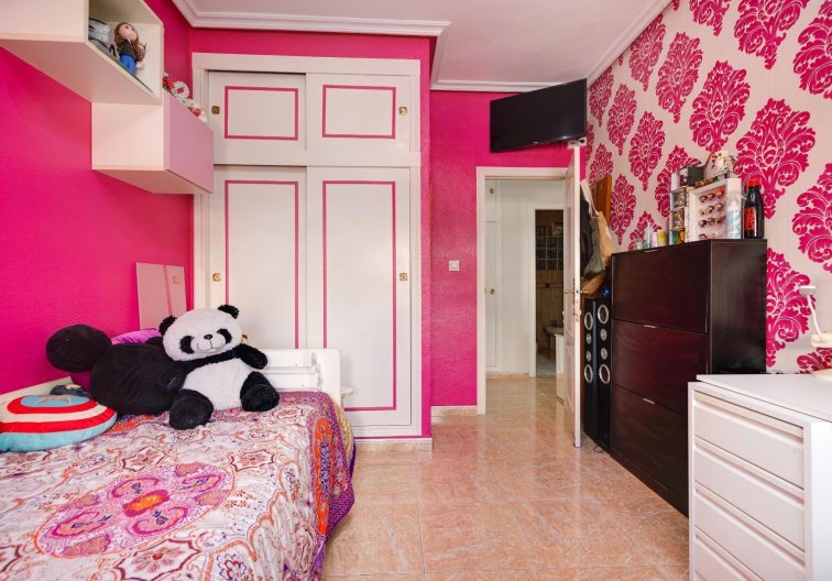 Resale - Apartment - Torrevieja - Centro