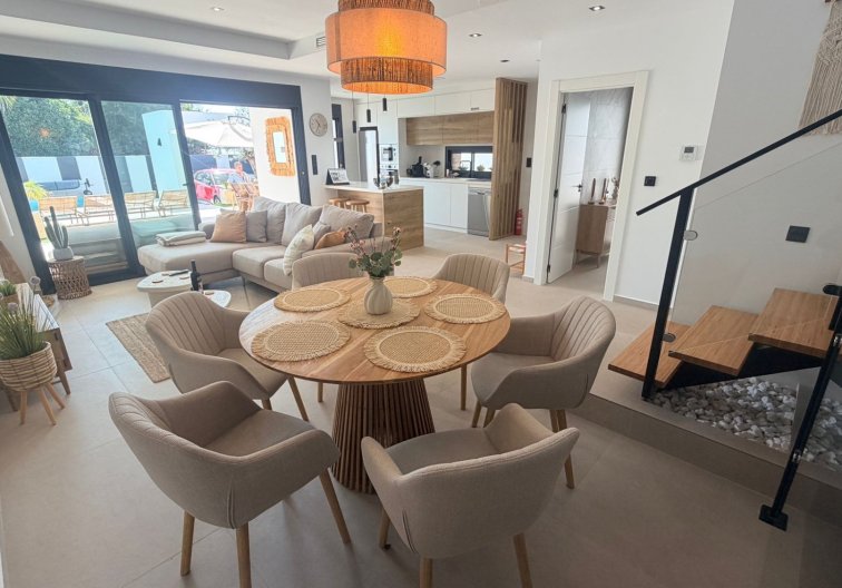 Resale - villa - Dolores - Costa Blanca