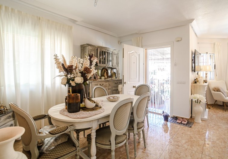 Herverkoop - villa - Guardamar del Segura - Costa Blanca