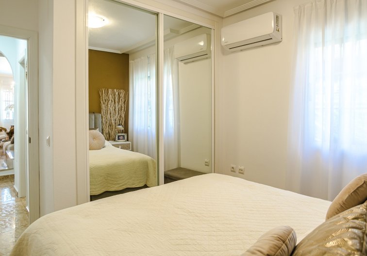 Herverkoop - villa - Guardamar del Segura - Costa Blanca