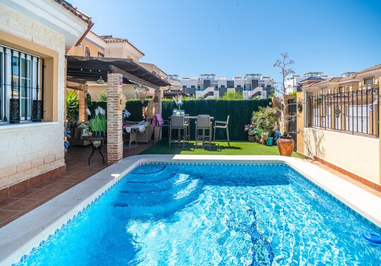 Herverkoop - villa - Guardamar del Segura - Costa Blanca
