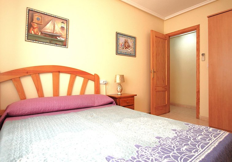 Resale - Apartment - Torrevieja - Las Piscinas Naturales
