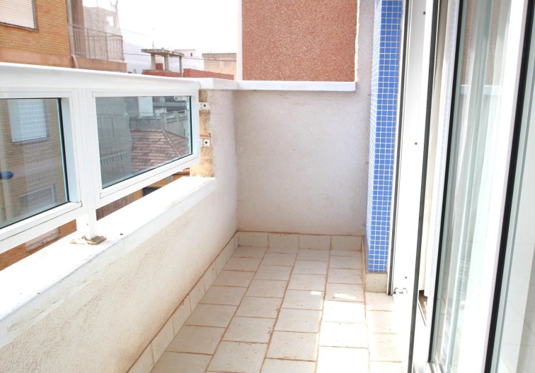 Resale - Apartment - Torrevieja - Las Piscinas Naturales